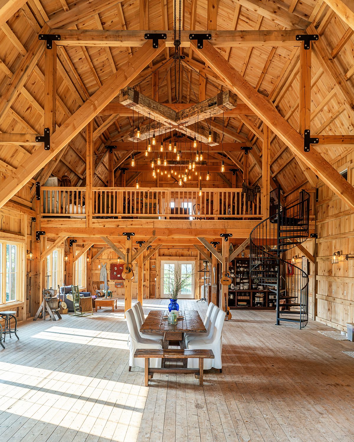 Timberlyne barndo interior