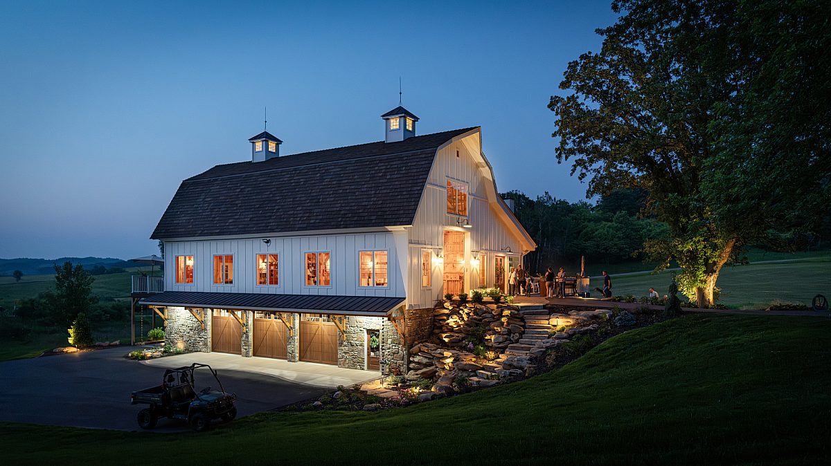 Timberlyne Whistlebee Barndominium Exterior